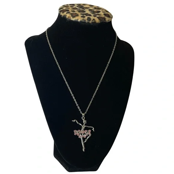 🆕 Ballerina Necklace - Pink - Picture 8 of 16